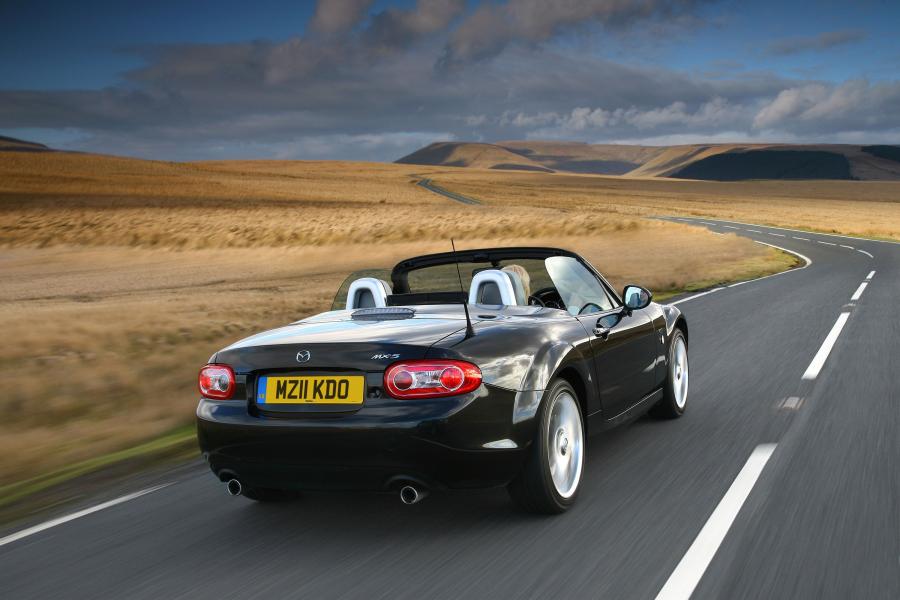 Mazda MX-5 Kendo Special Edition 2011 года  (фото 4 из 6)